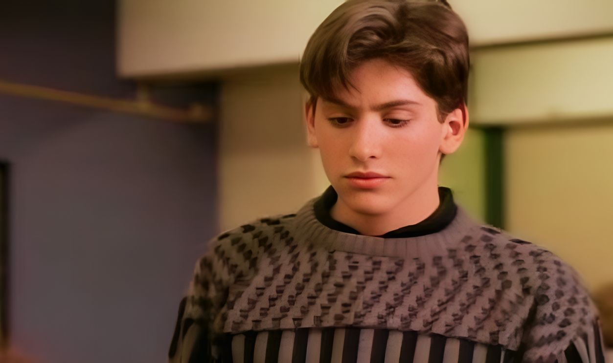 Screenshot from 21 Jump Street (1987–1991)