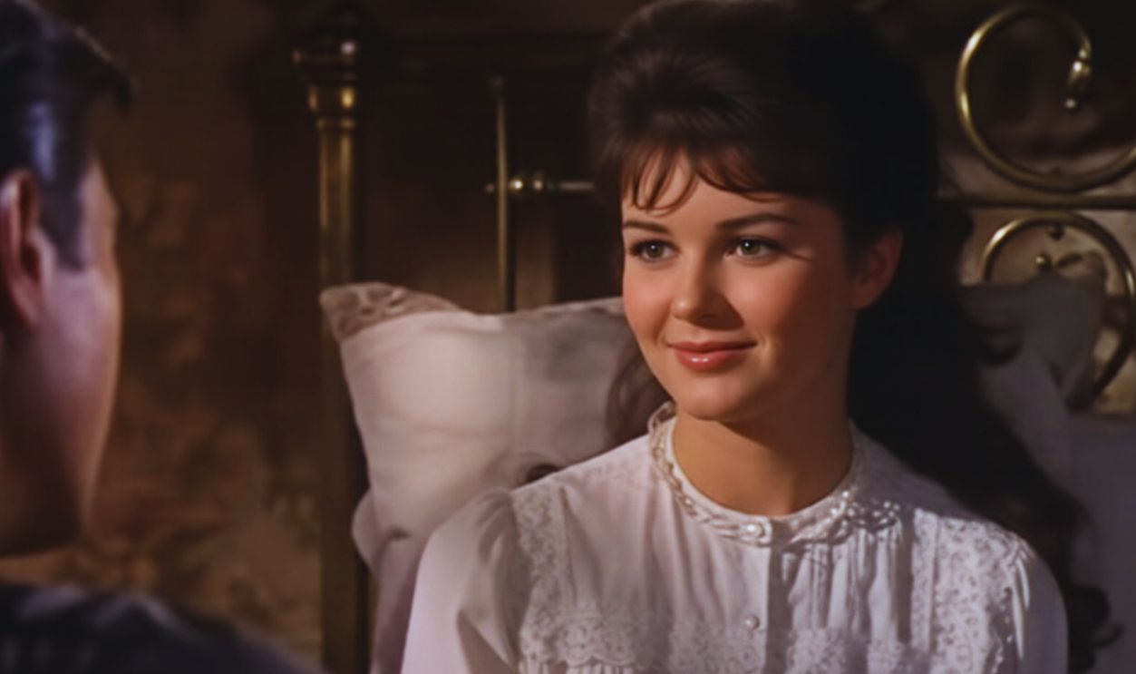 Screenshot from Summer and Smoke (1961)