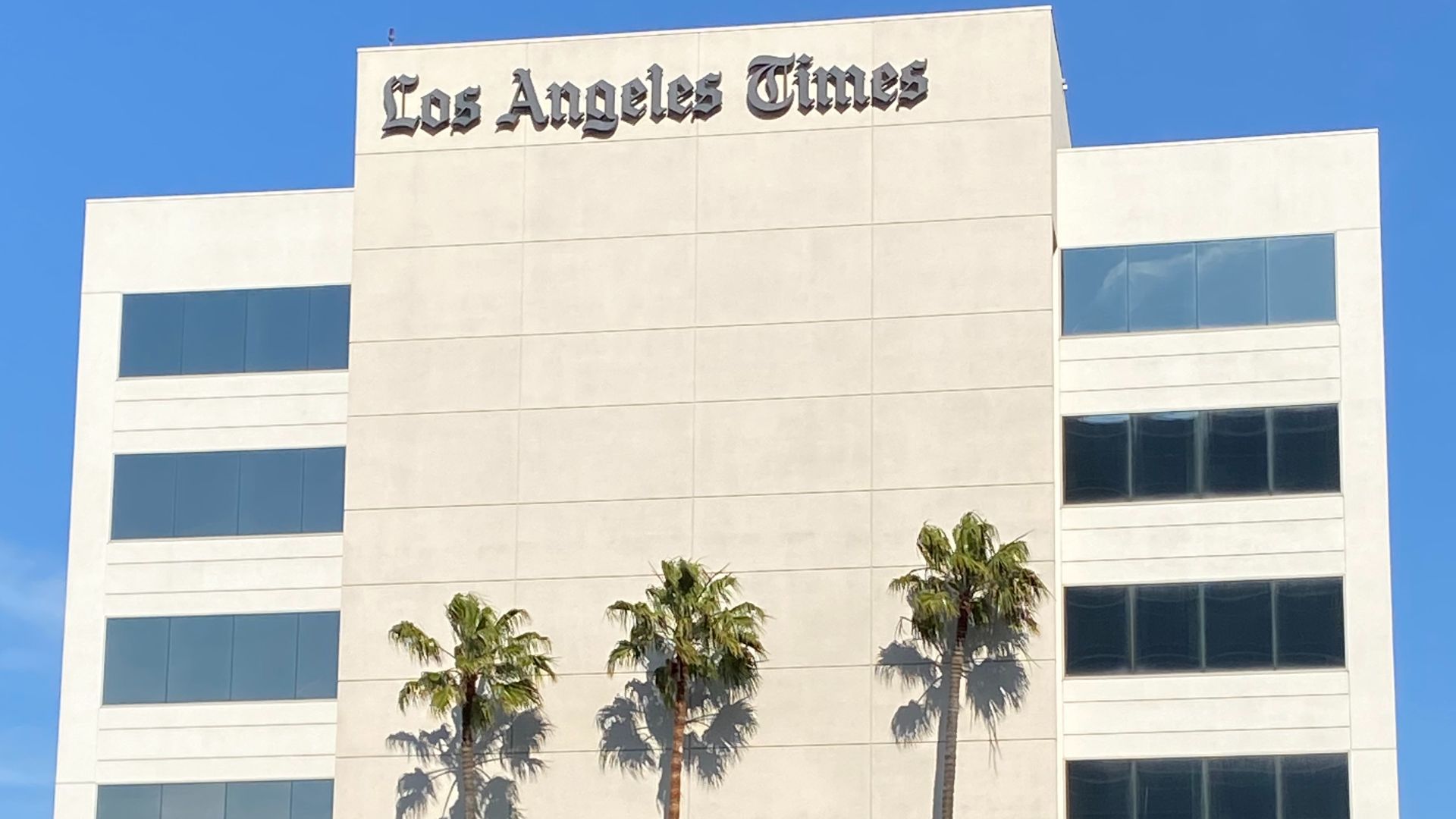 Los Angeles Times building El Segundo California 2023-04