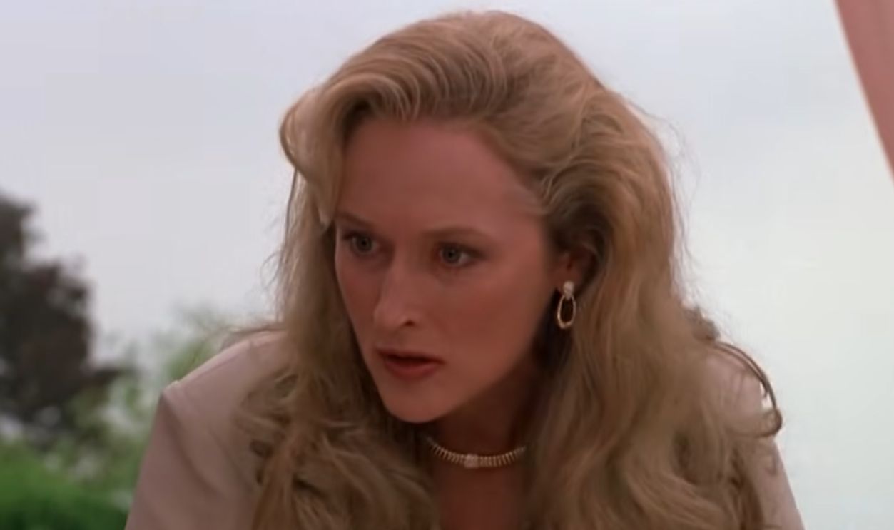 Screenshot from She-Devil (1989)