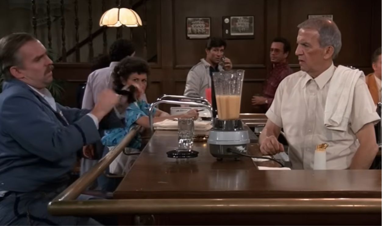 Screeshot from Cheers, Paramount (1982–1993)