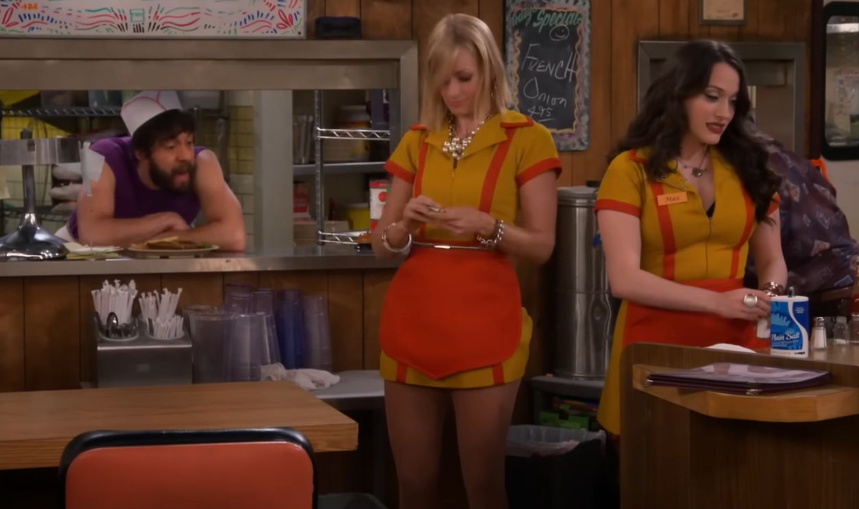 Screenshot from 2 Broke Girls, CBS (2011–2017)
