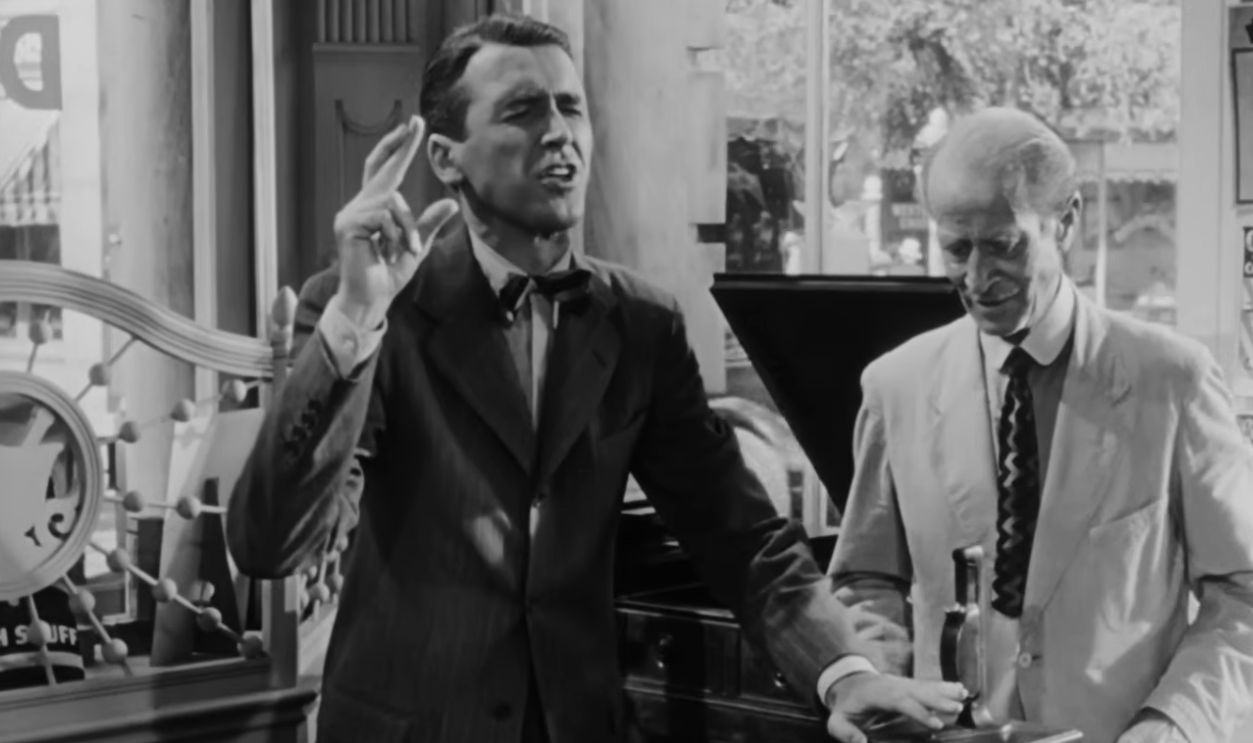 Screenshot from It's a Wonderful Life (1946)