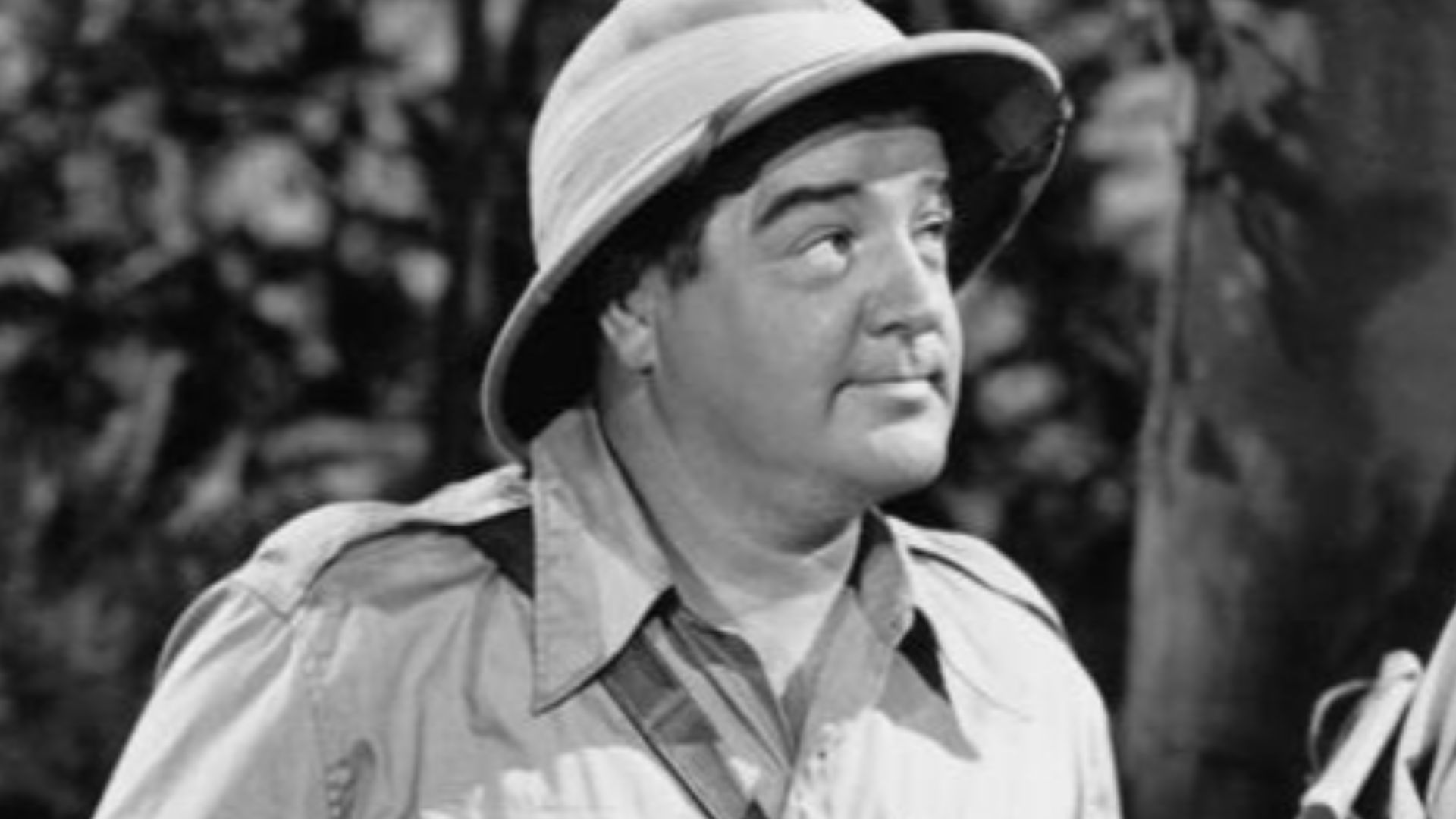 Lou Costello & Hillary Brooke in Africa Screams - cropped screenshot