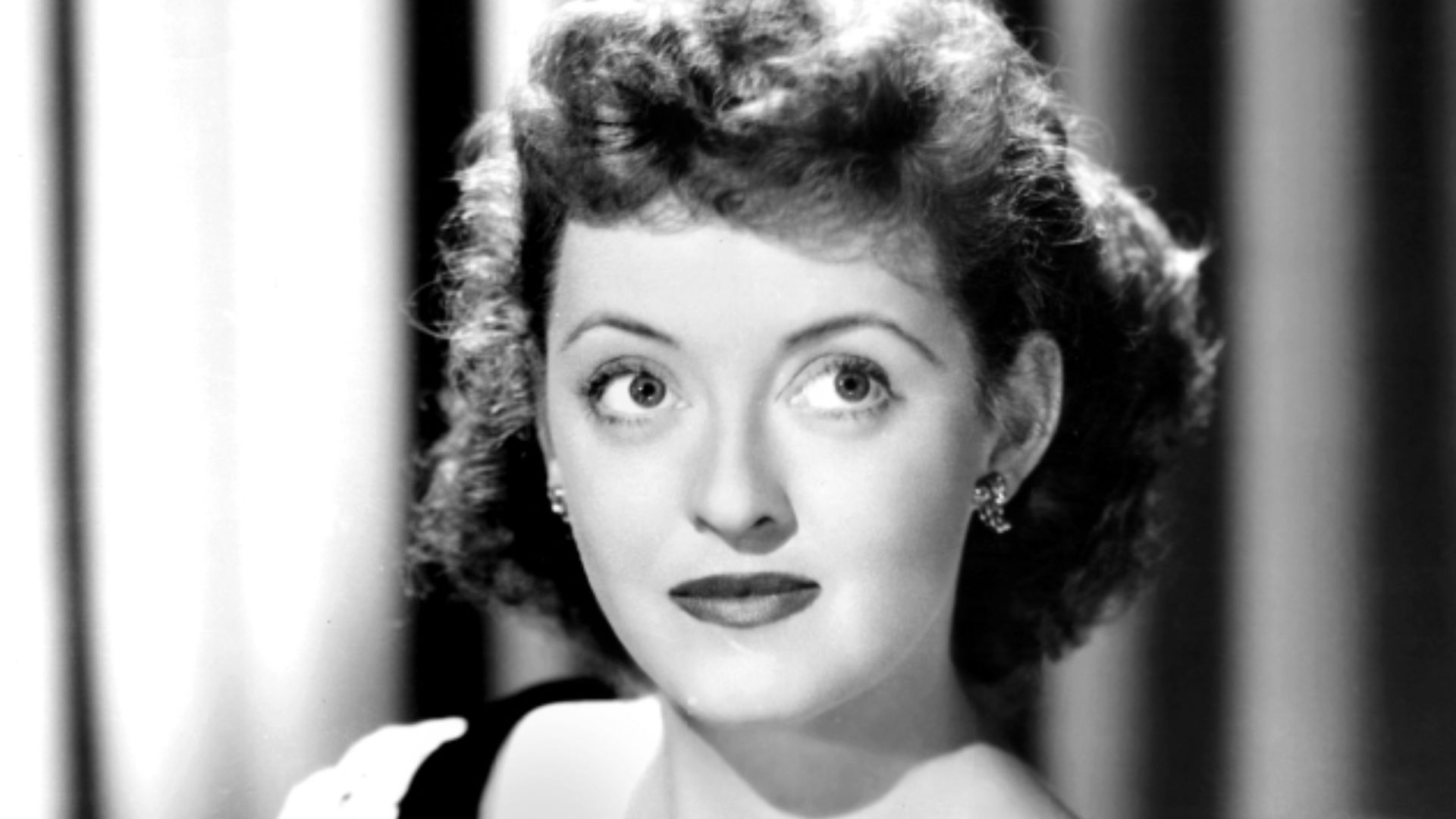 Publicity photo of Bette Davis