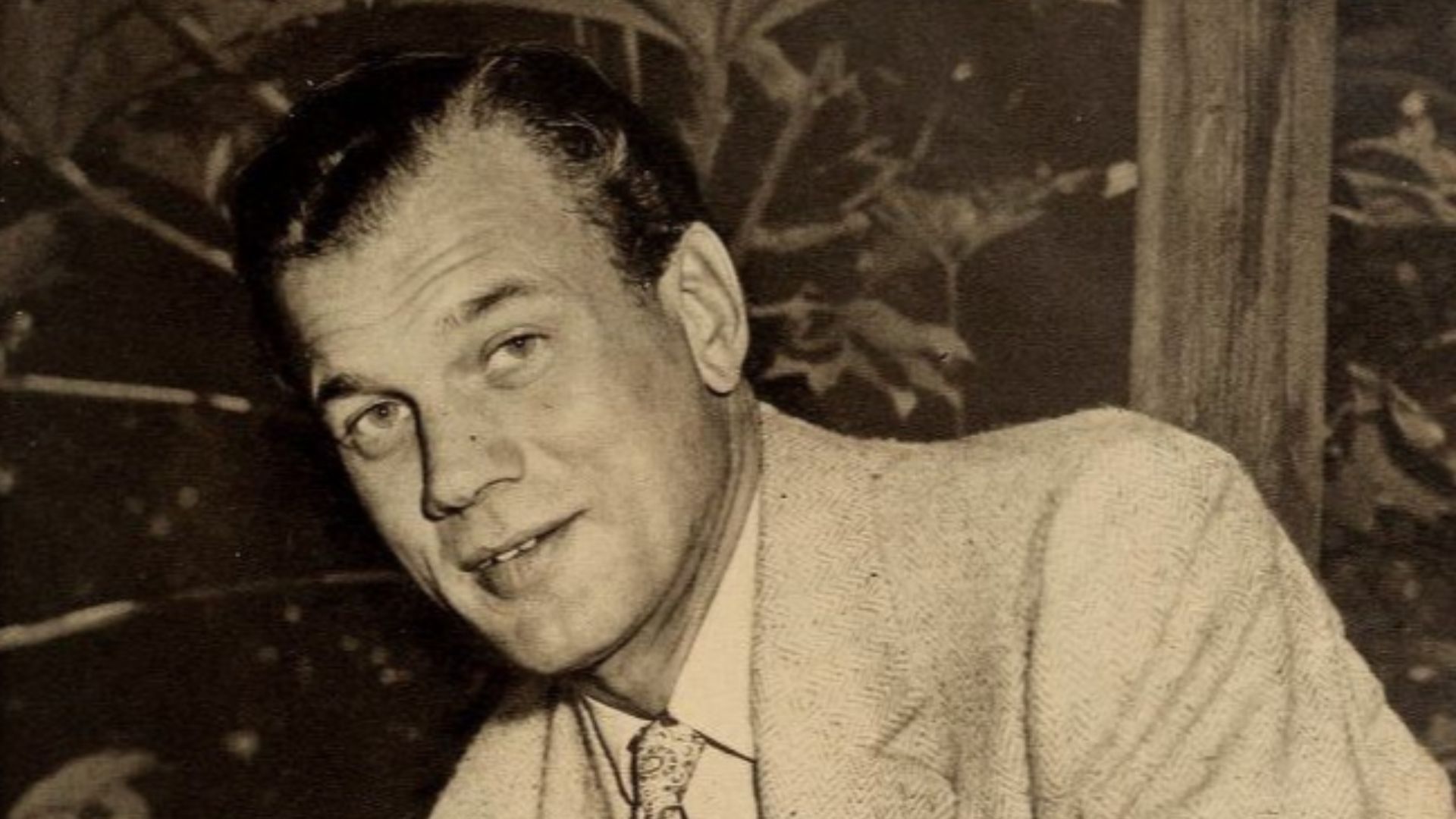Joseph Cotten 1944