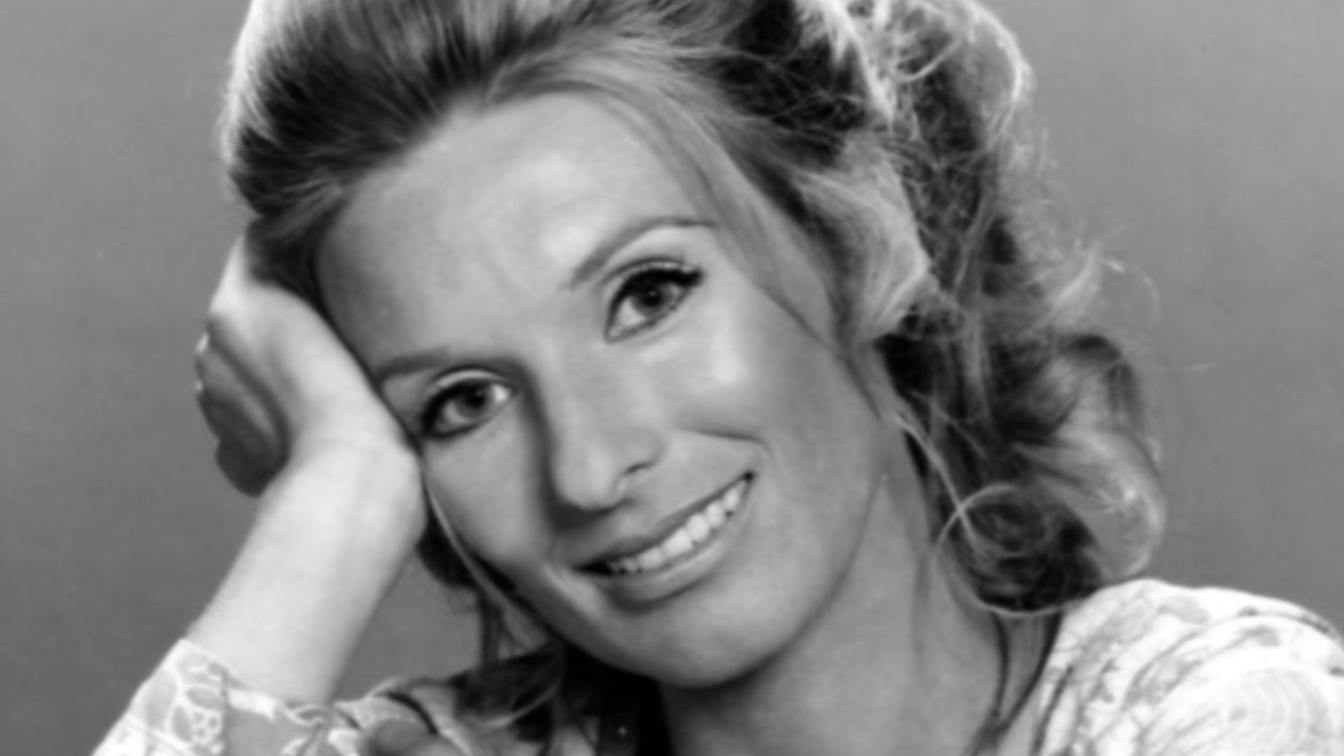 Photo of Cloris Leachman.