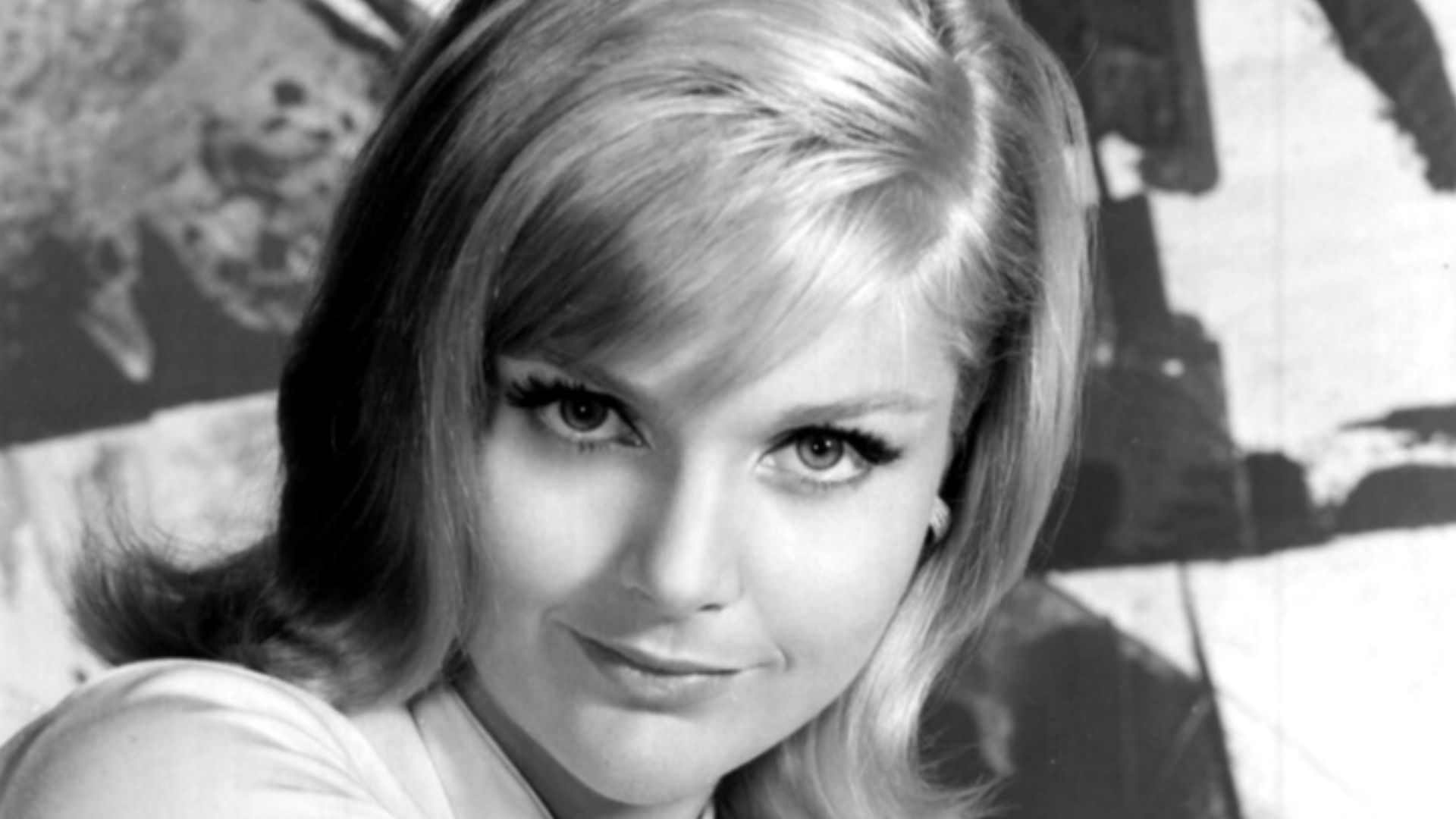 Photo of actress Carol Lynley.