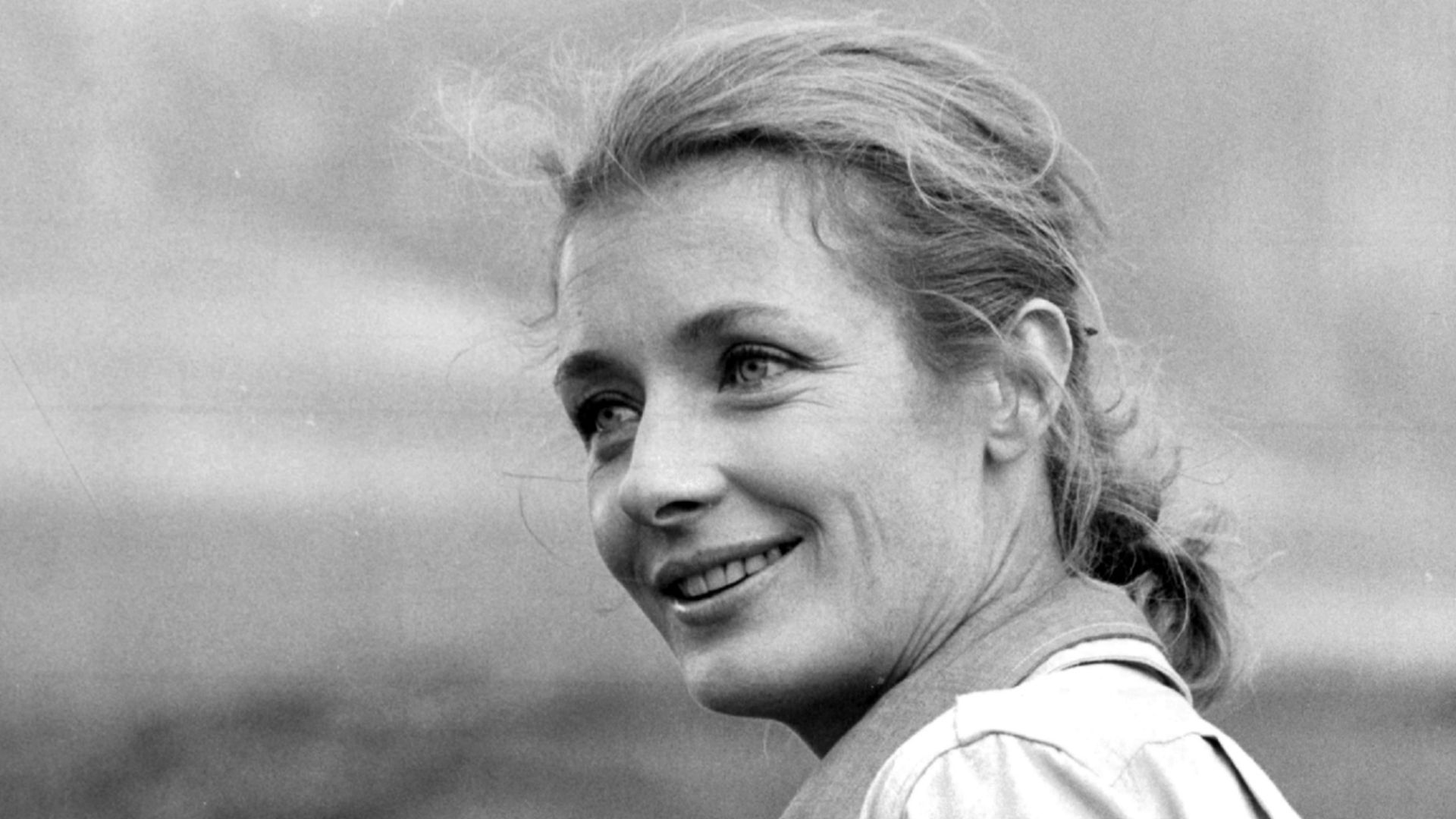 Photo of Diana Muldaur as Joy Adamson from the television program Born Free.