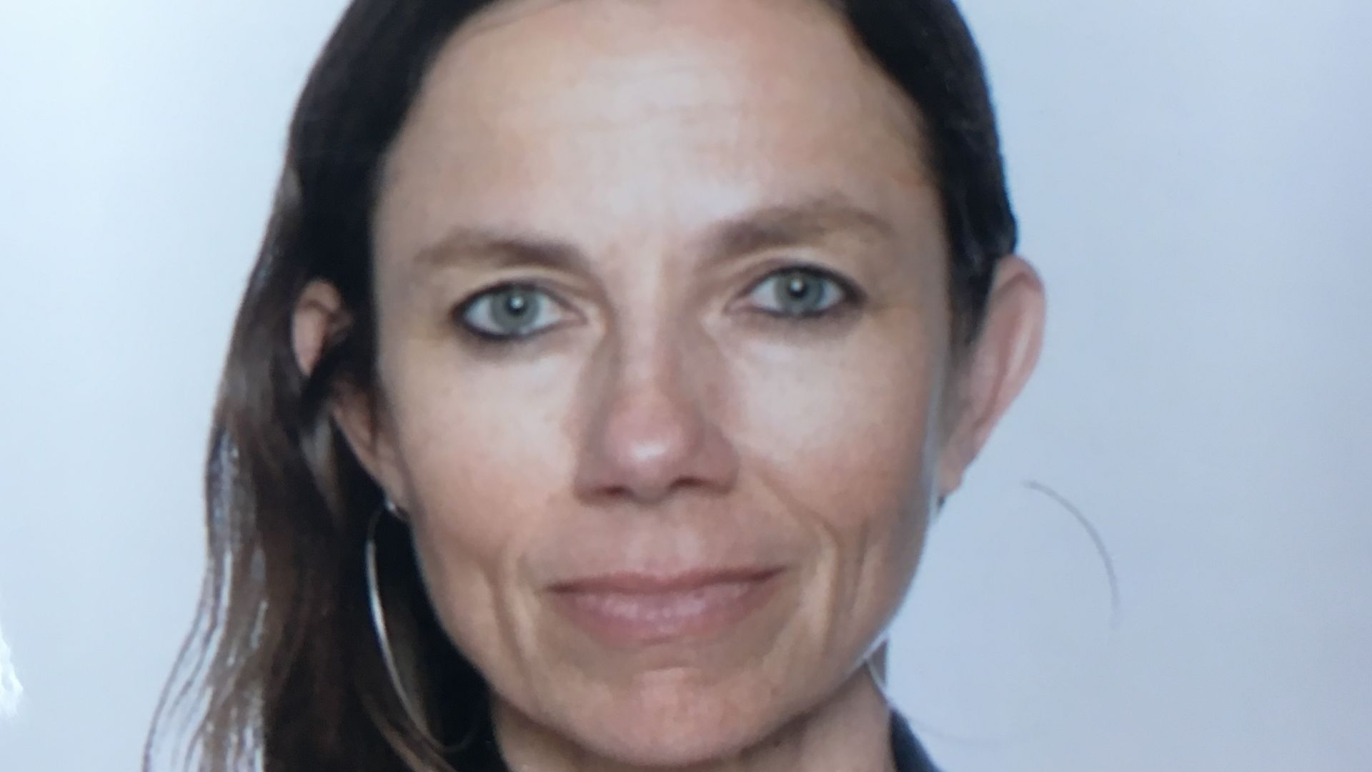 Justine Bateman in 2019, white background