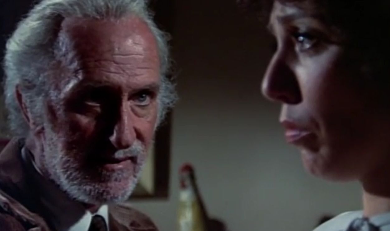Screenshot from McMillan & Wife (1971-1977)