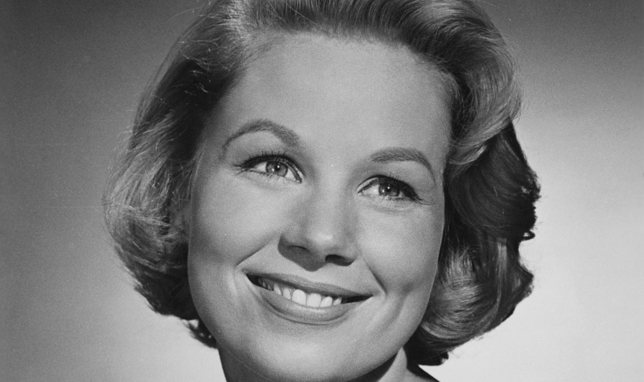 Getty Images - 518662619 - American actress Joyce Bulifant, circa 1965.