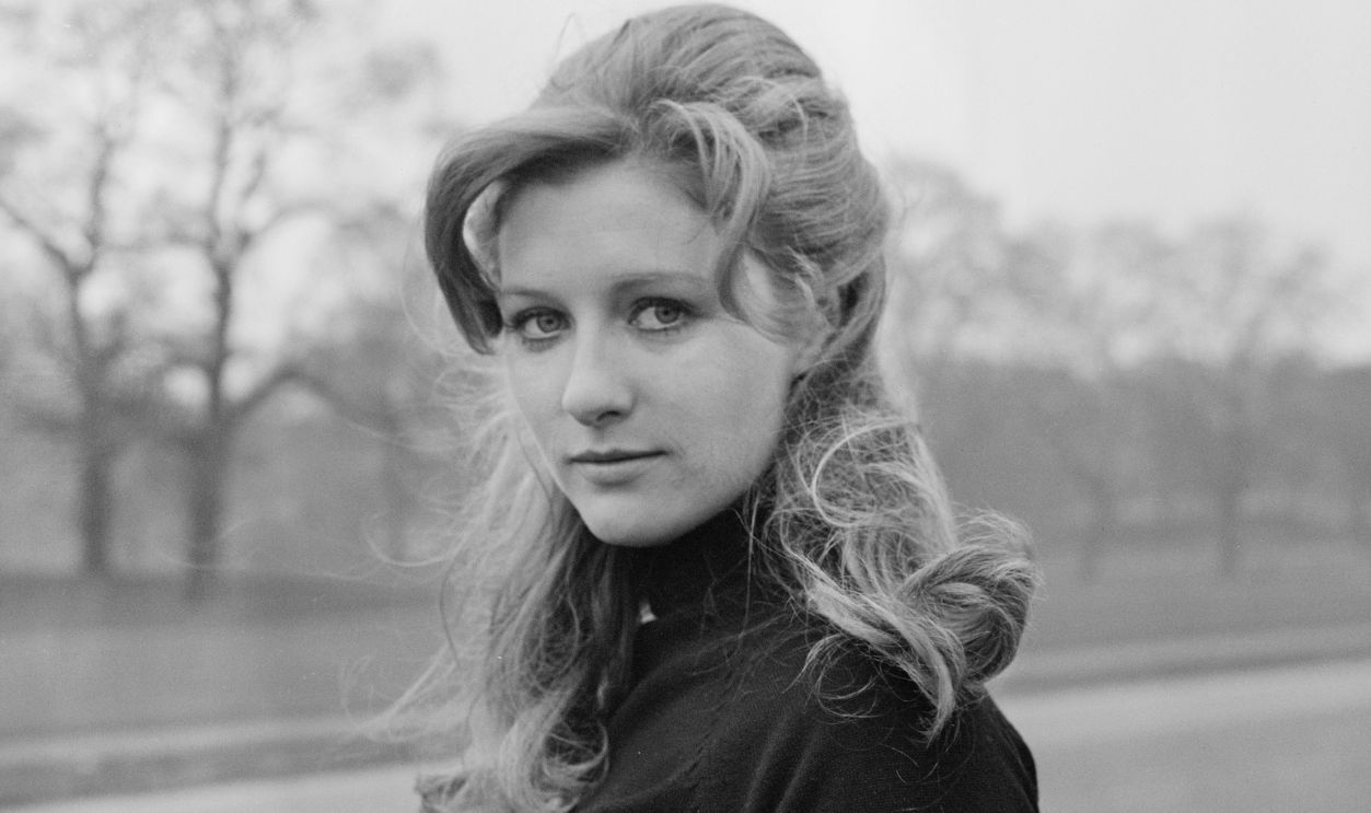 Getty Images - 917726576 - American actress, writer, and political activist Susan Howard, UK, 4th March 1968.
