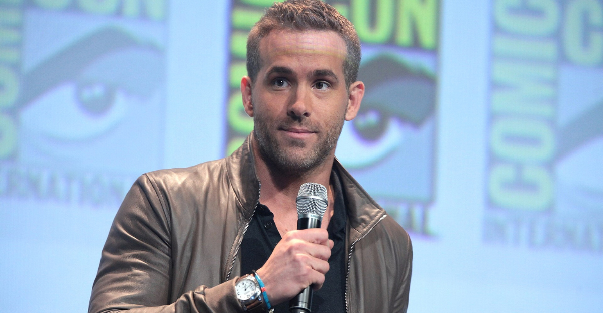 Ryan Reynolds speaking at the 2015 San Diego Comic Con International