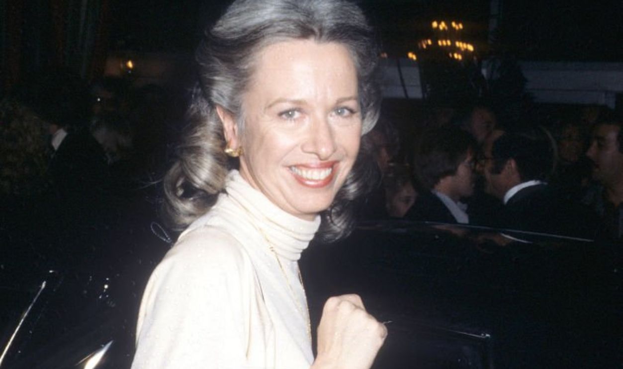 BEVERLY HILLS, CA - JANUARY 26: Actress Polly Holliday attends the 37th Annual Golden Globe Awards on January 26, 1980 at the Beverly Hilton Hotel in Beverly Hills, California.