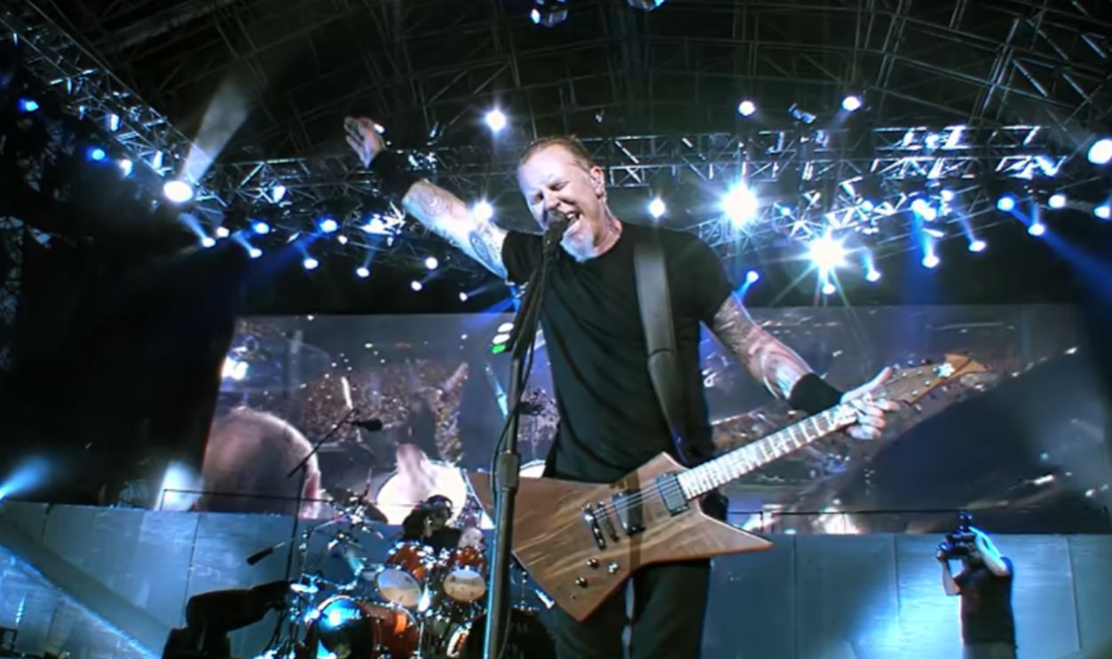 Screenshot from Enter Sandman (1991)