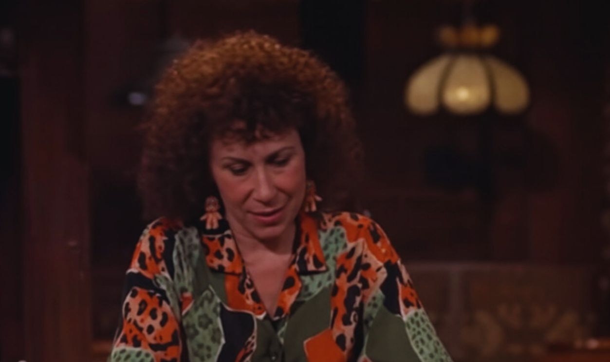 Screenshot from Cheers (1982–1993)