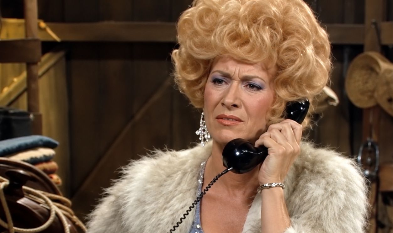 Screenshot from Flo, Warner Bros. Television (1980-1981)