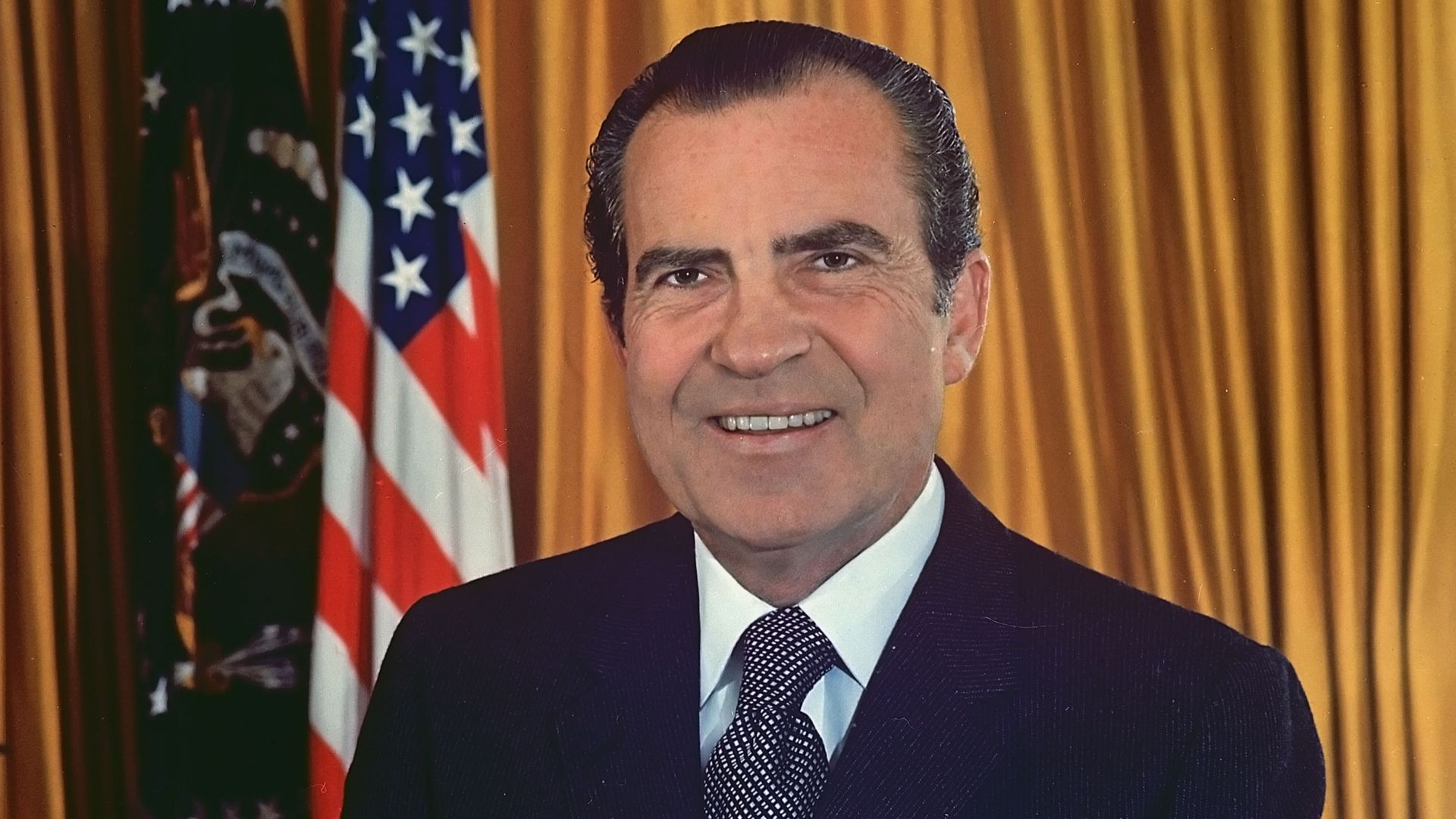 File:Portrait of President Nixon - NARA - 194402.jpg