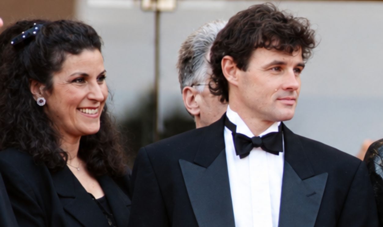 Brad Davis and Wife 1244768941