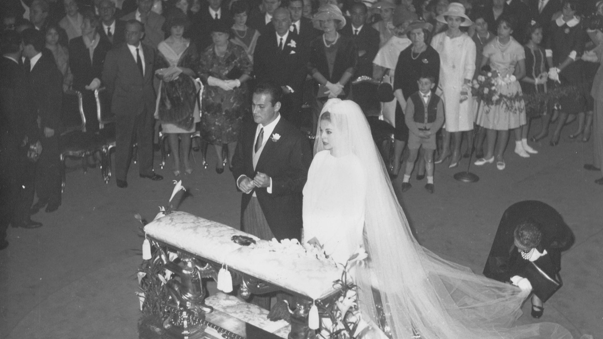 Virna Lisis' wedding with Franco Pesci. Church  San Cesareo de Appia, in Rome.