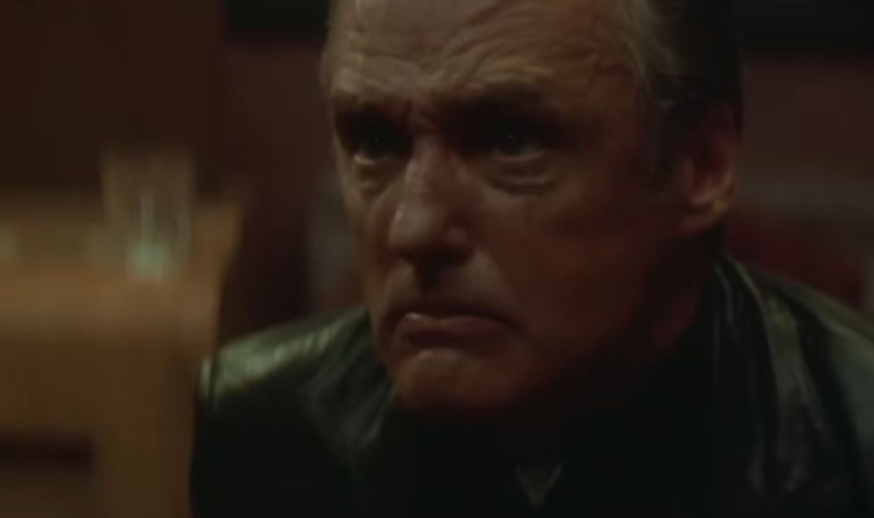 Screenshot from Blue Velvet (1986)