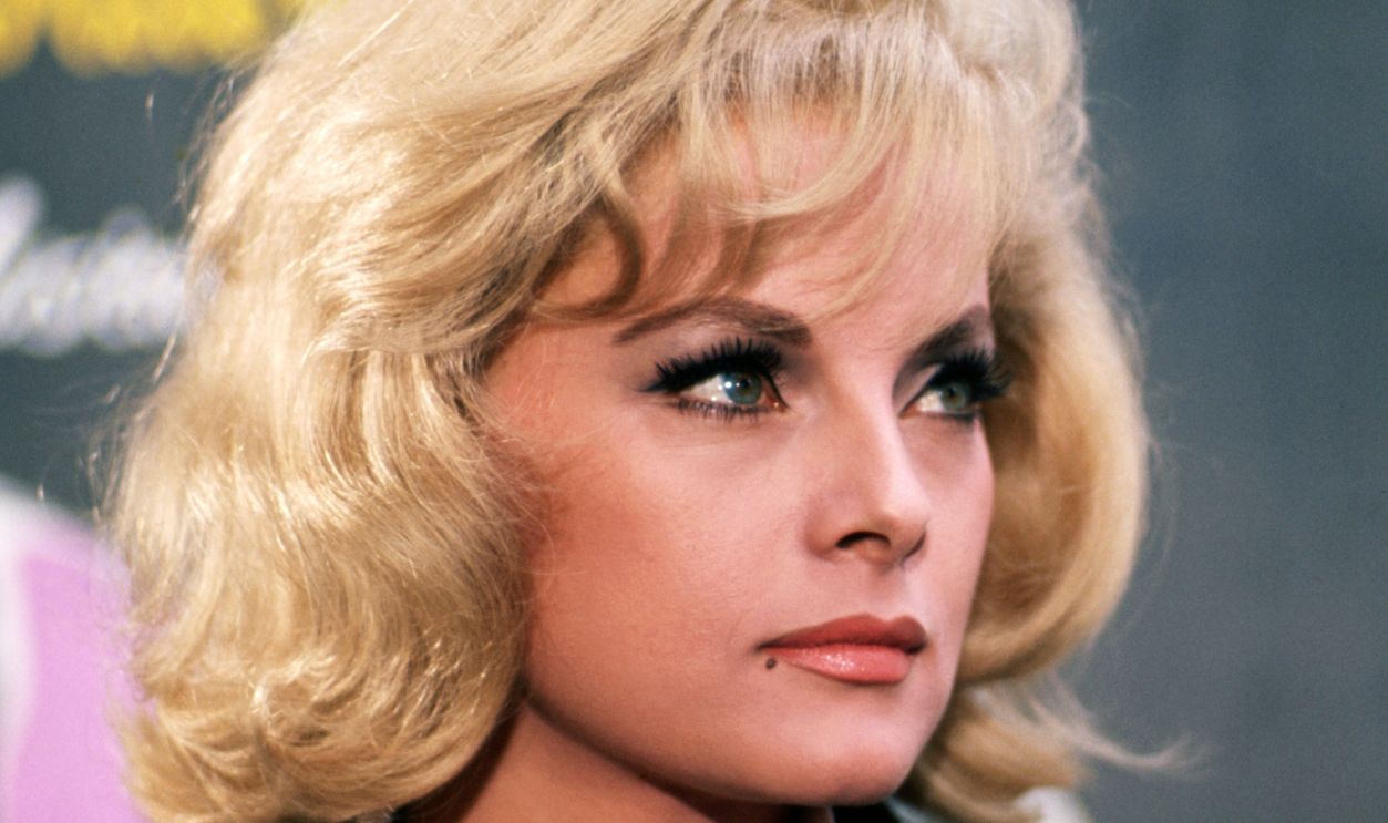 Virna Lisi 138635853