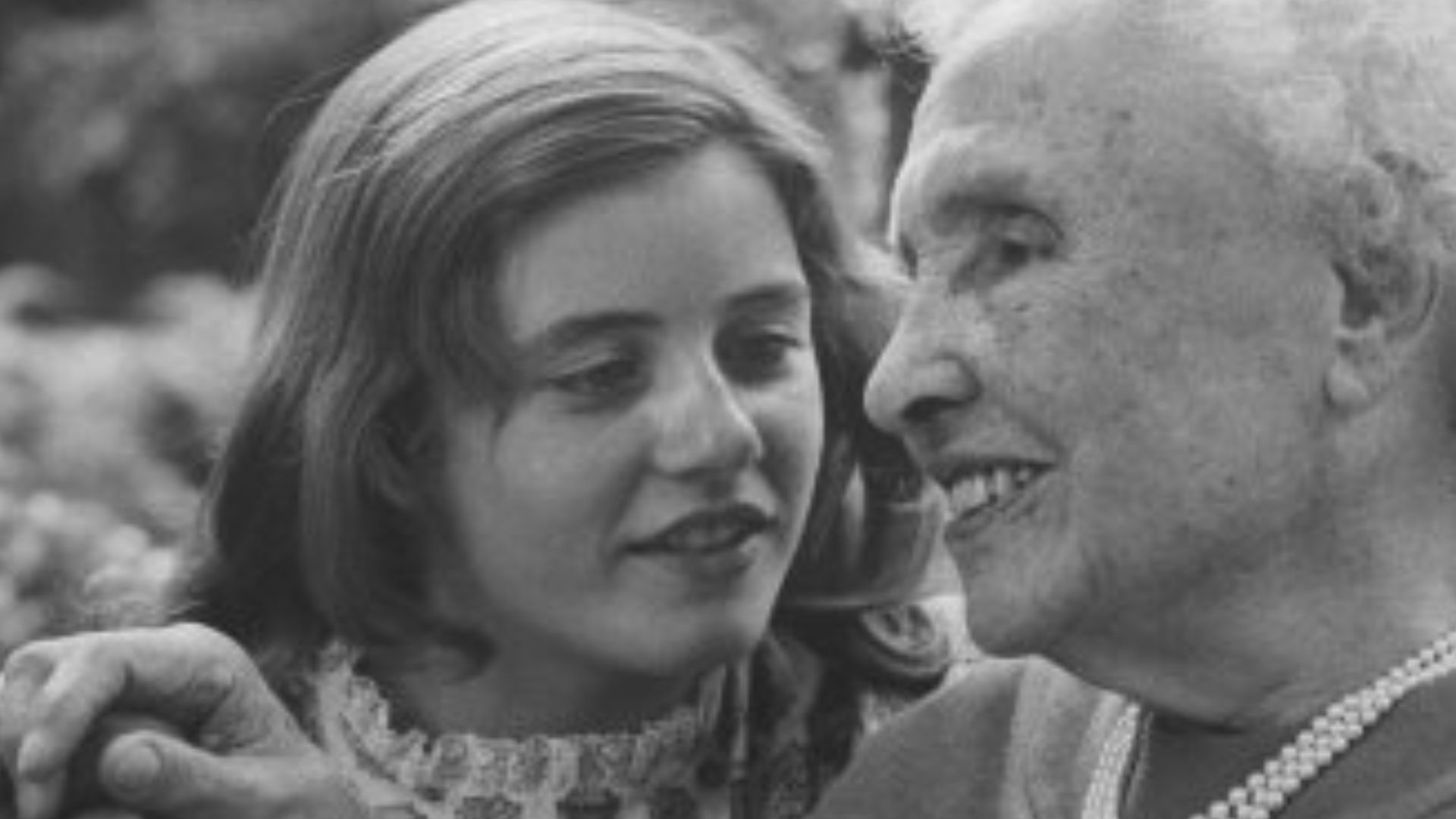 Actress Patty Duke with Helen Keller