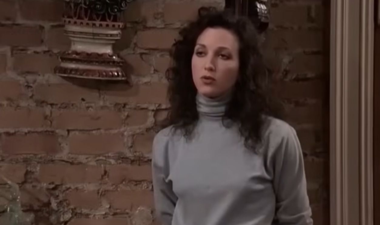 Screenshot from Cheers (1982-1993)