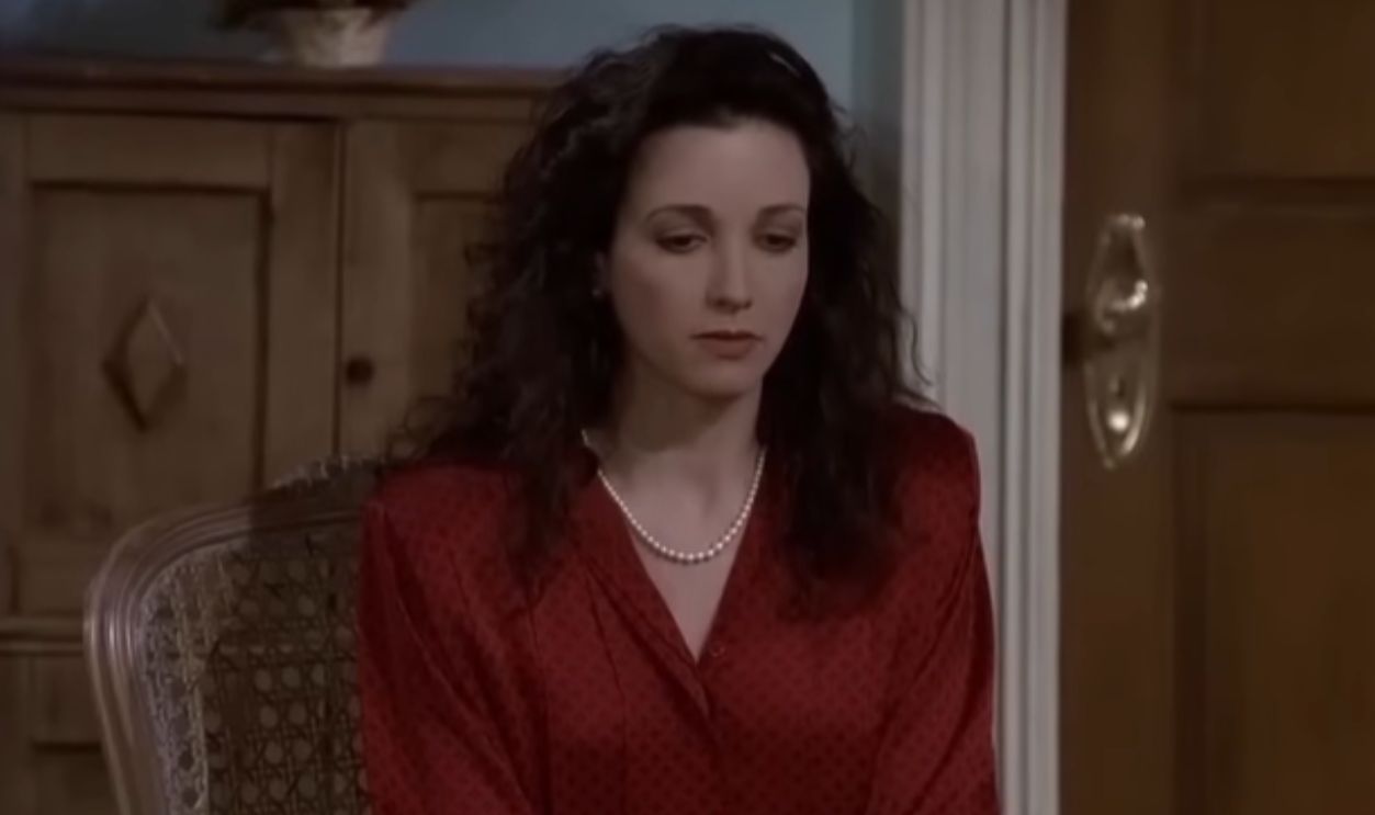 Screenshot from Cheers (1982-1993)