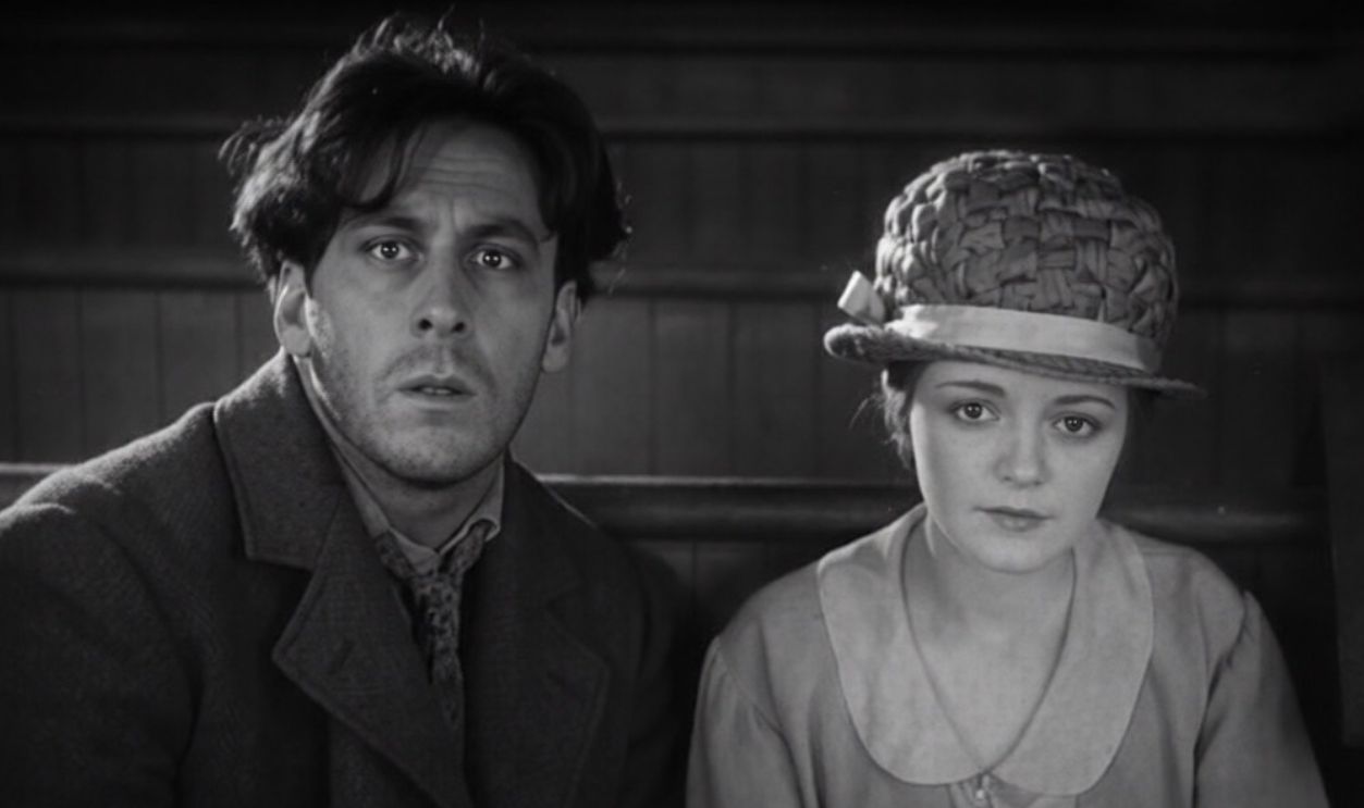Screenshot from Sunrise: A Song of Two Humans (1927)