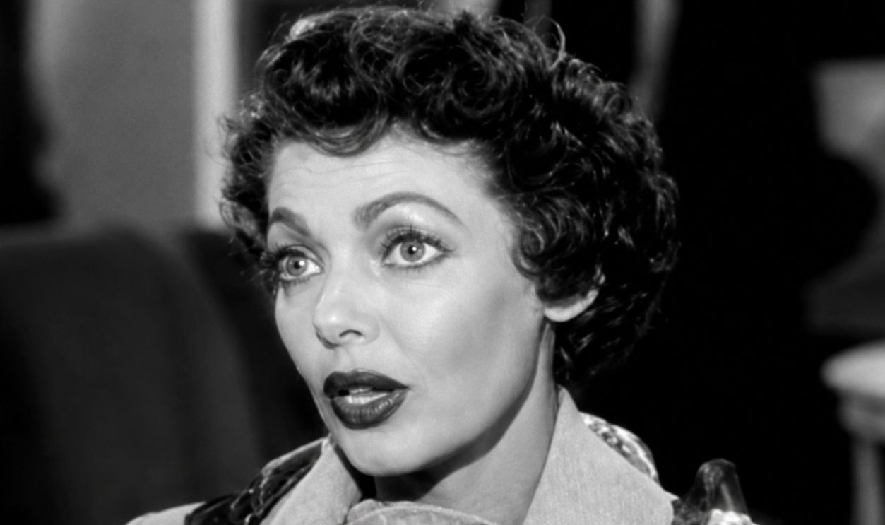 Screenshot from The Loretta Young Show (1953–1961)
