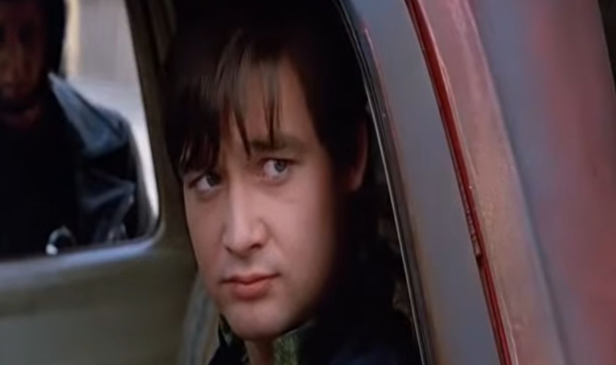 Screenshot from Moving Violations (1985)
