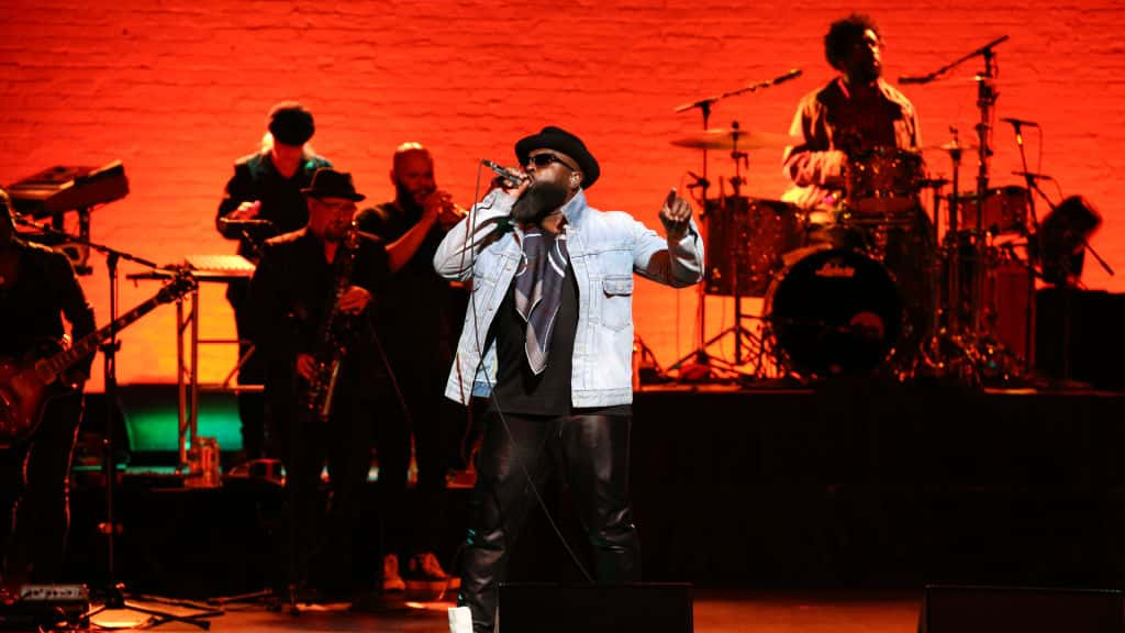 The Roots perform at