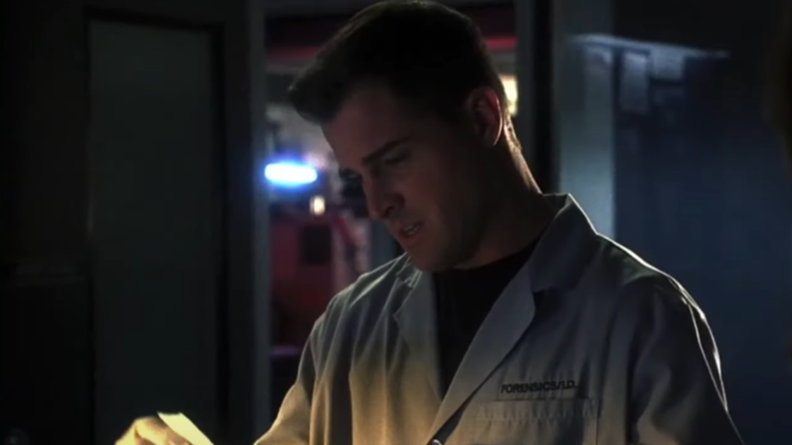 Screenshot of George Eads from - CSI: Crime Scene Investigation (2000/15)