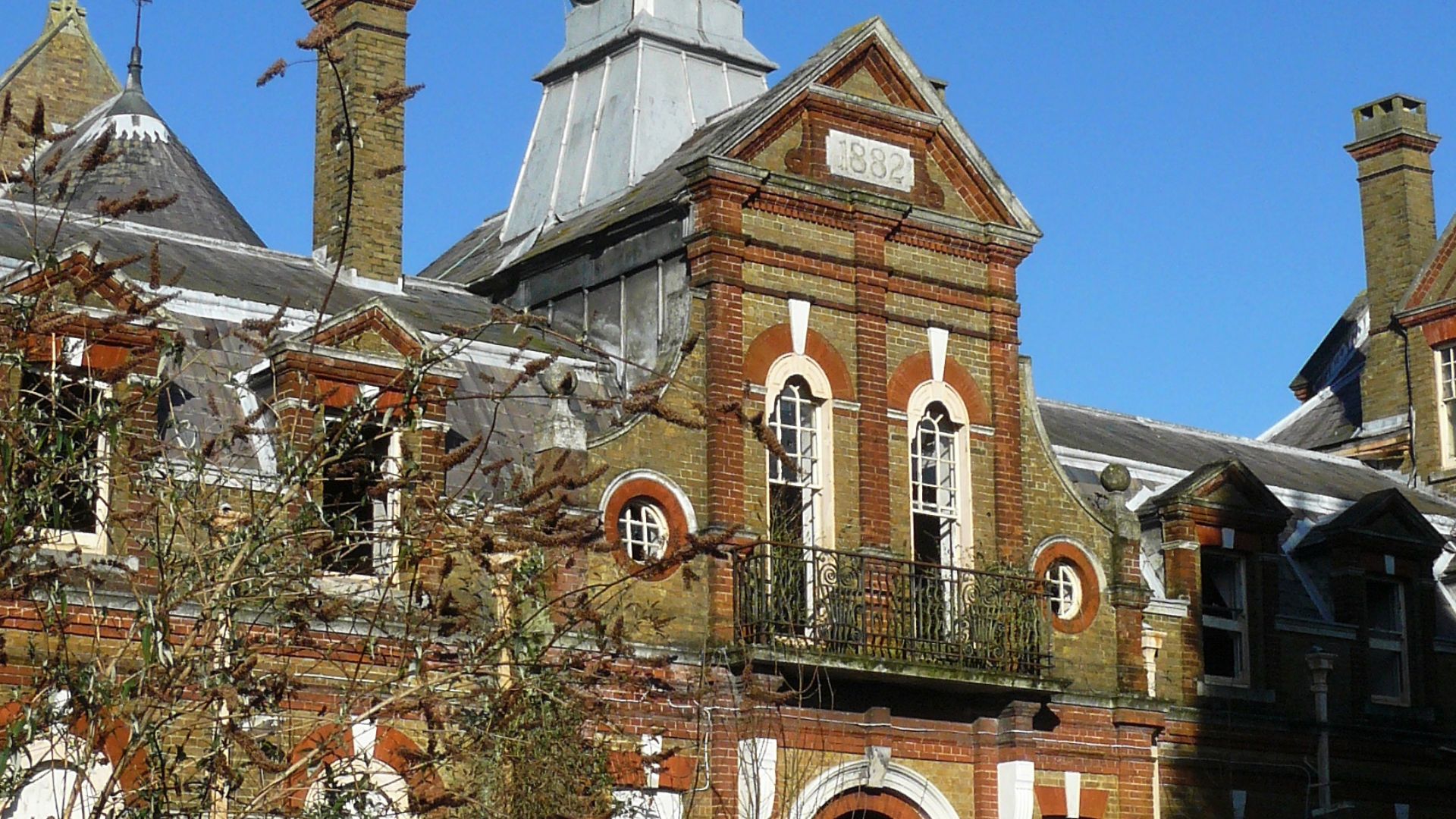 Cane Hill Asylum, Coulsdon View of the main entrance, whilst demolition was taking place on another part of the site.