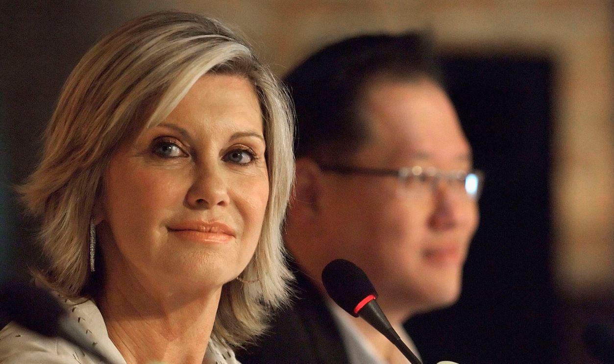 Singer/Actress Olivia Newton-John attends the press conference ahead of her 'Body Heart and Spirit Tour' at the Foreign Correspondent's Club on April 14, 2007. in Hong Kong, China
