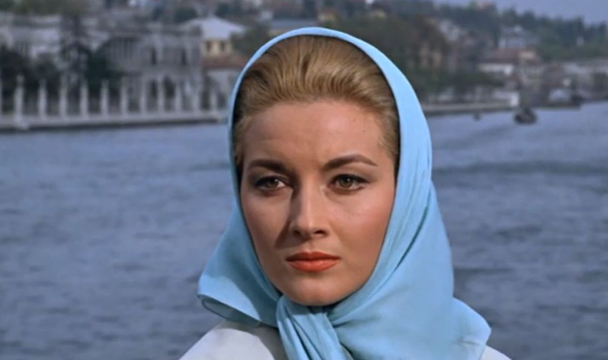 Screenshot from From Russia with Love (1963)