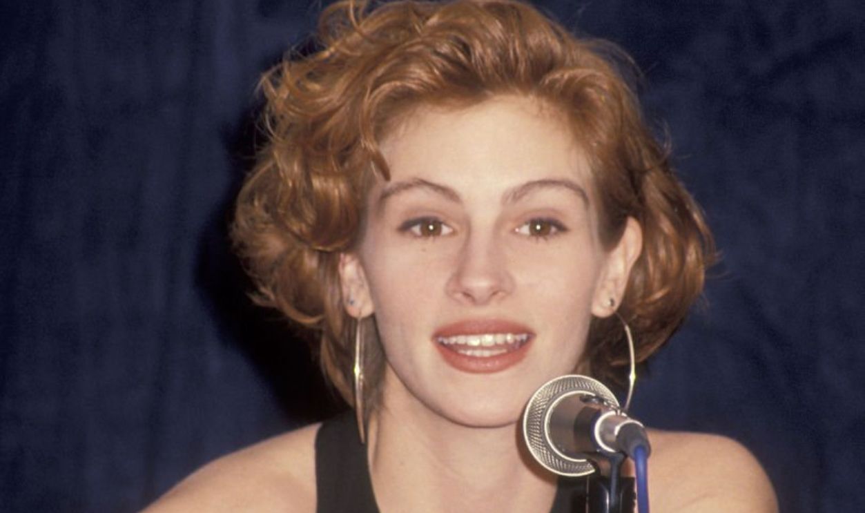 LAS VEGAS - FEBRUARY 7: Actress Julia Roberts attends the 1991 NATO/ShoWest Convention on February 7, 1991 at Bally's Hotel & Casino in Las Vegas, Nevada.