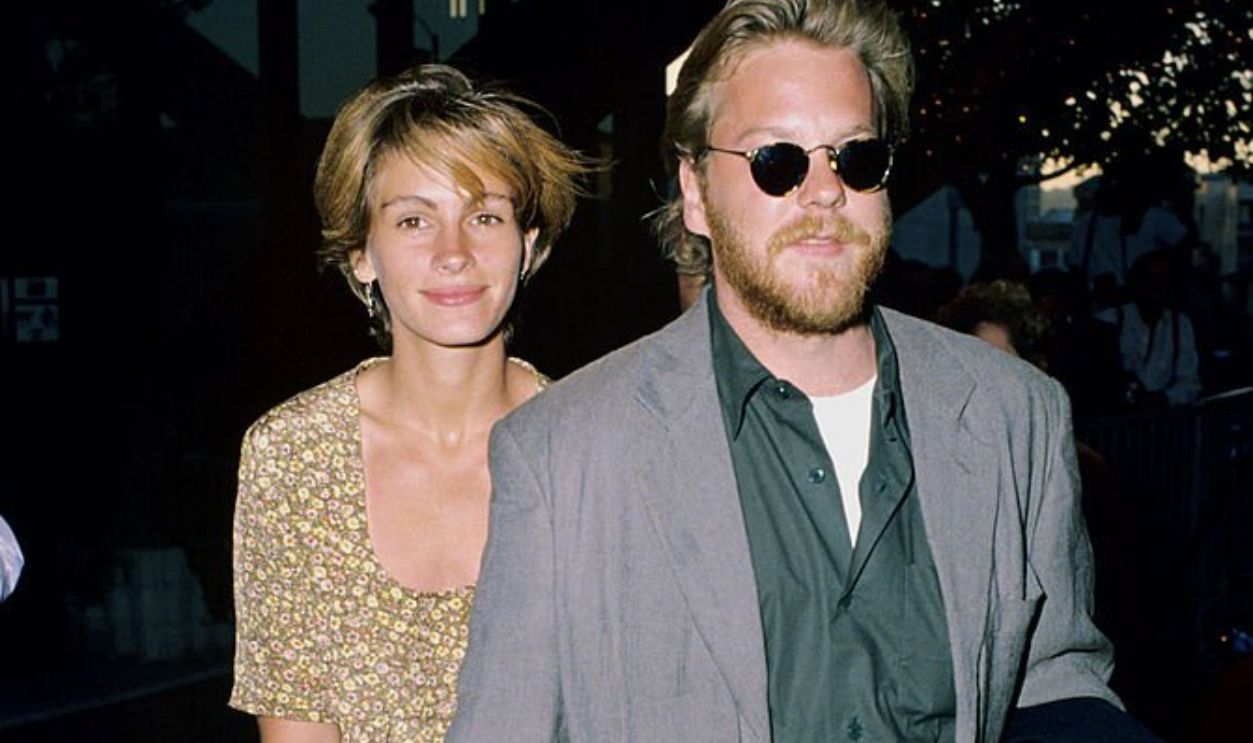 Julia Robrets and Kiefer Sutherland during