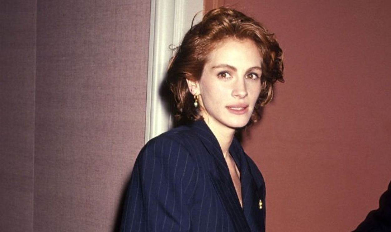 BEVERLY HILLS, CA - JANUARY 19: Actress Julia Roberts attends the 48th Annual Golden Globe Awards on January 19, 1991 at Beverly Hilton Hotel in Beverly Hills, California. 