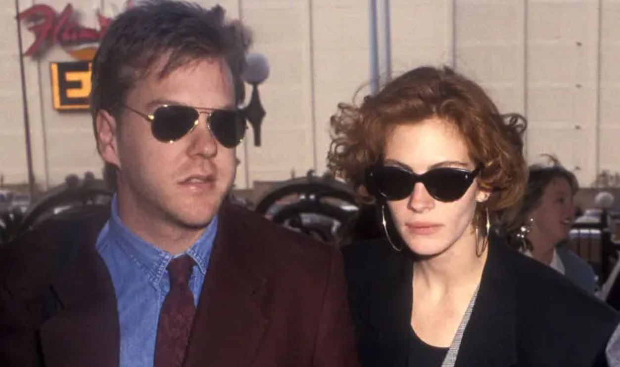 Actor Kiefer Sutherland and actress Julia Roberts attend the 1991 NATO/ShoWest Convention on February 7, 1991 at Bally's Hotel & Casino in Las Vegas, Nevada.