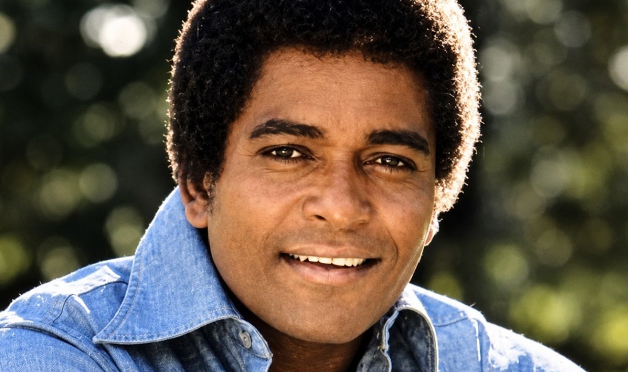 Trade ad for Charley Pride's album Country Feelin'. 