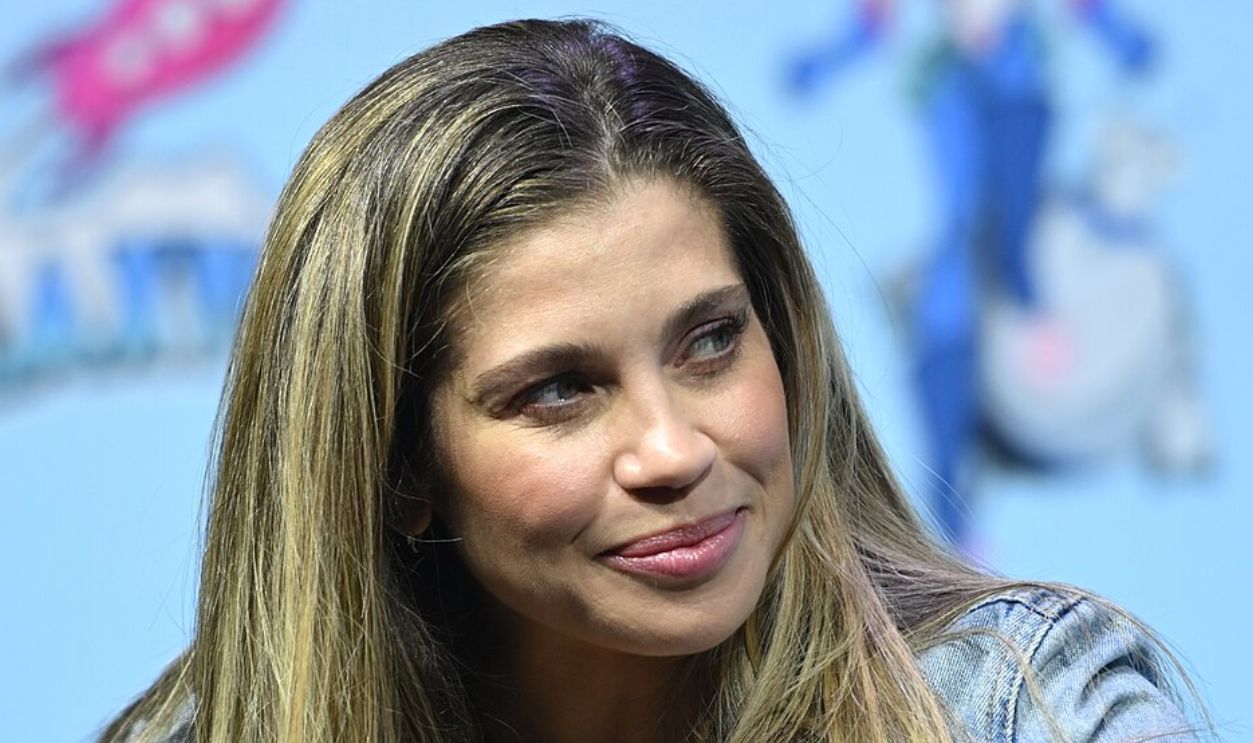 Danielle Fishel at GalaxyCon Raleigh in 2023