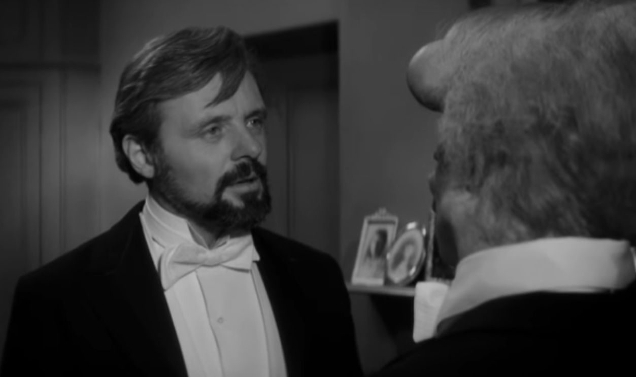 Screenshot from The Elephant Man (1980)