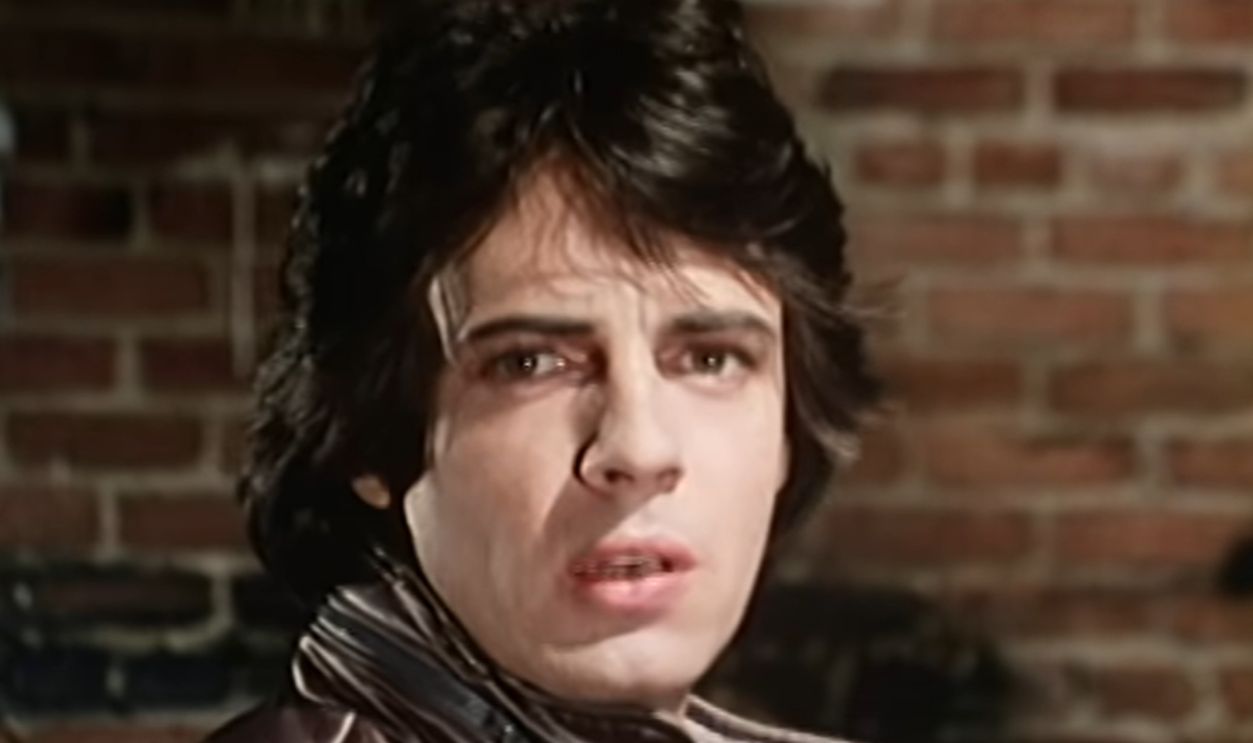 Screenshot from Jessie's Girl (1981)