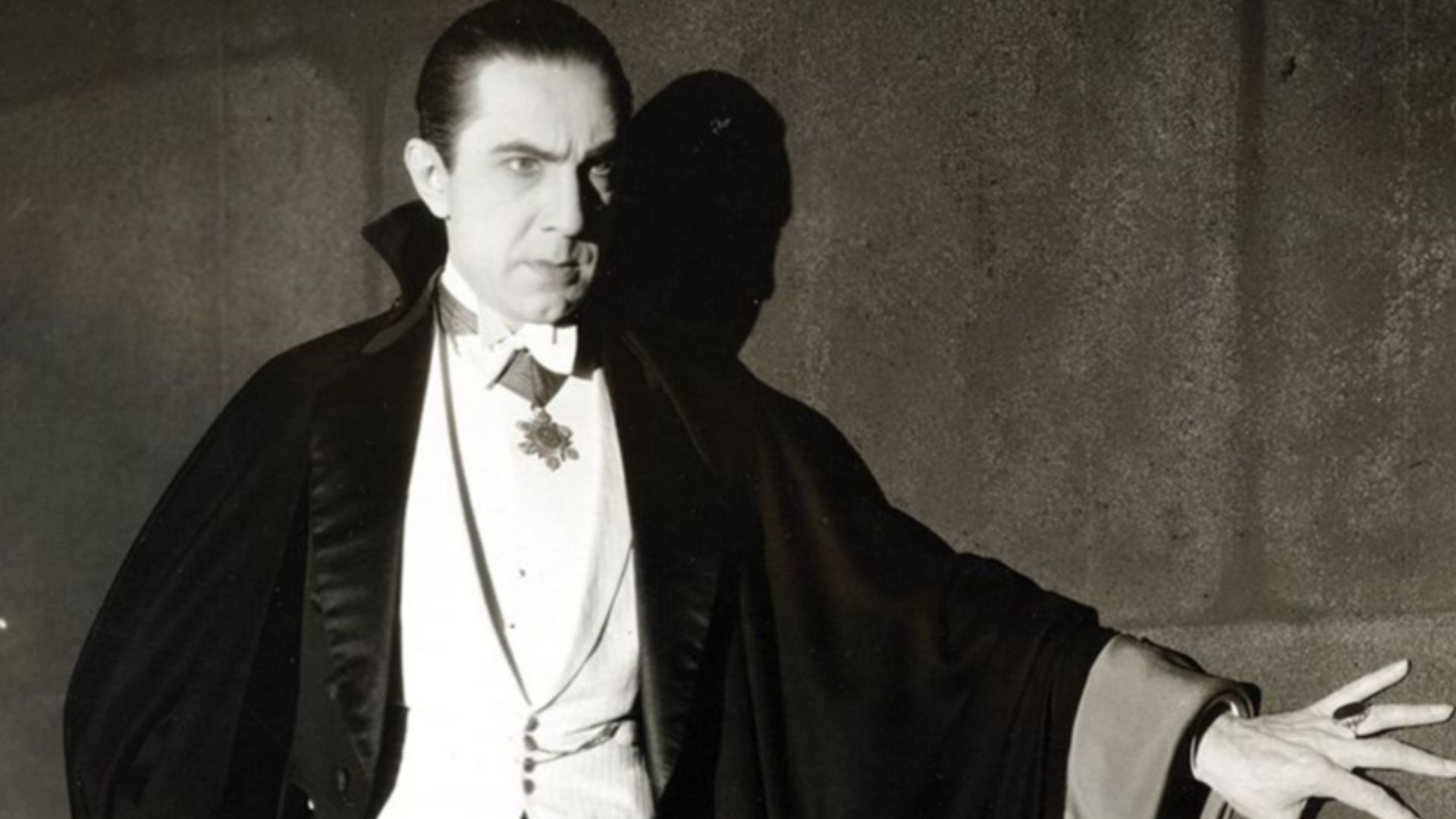 Bela Lugosi as Dracula, anonymous photograph from 1931, Universal Studios