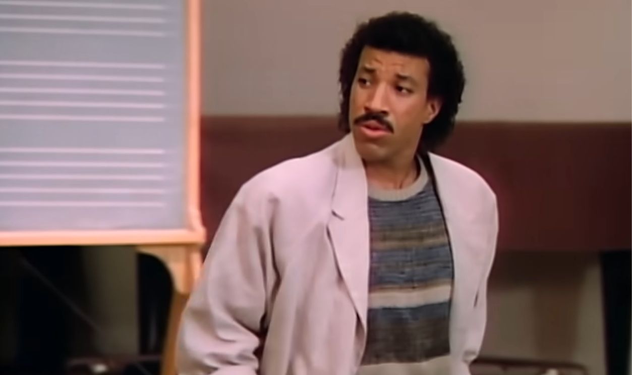 Screenshot from Hello (1984)