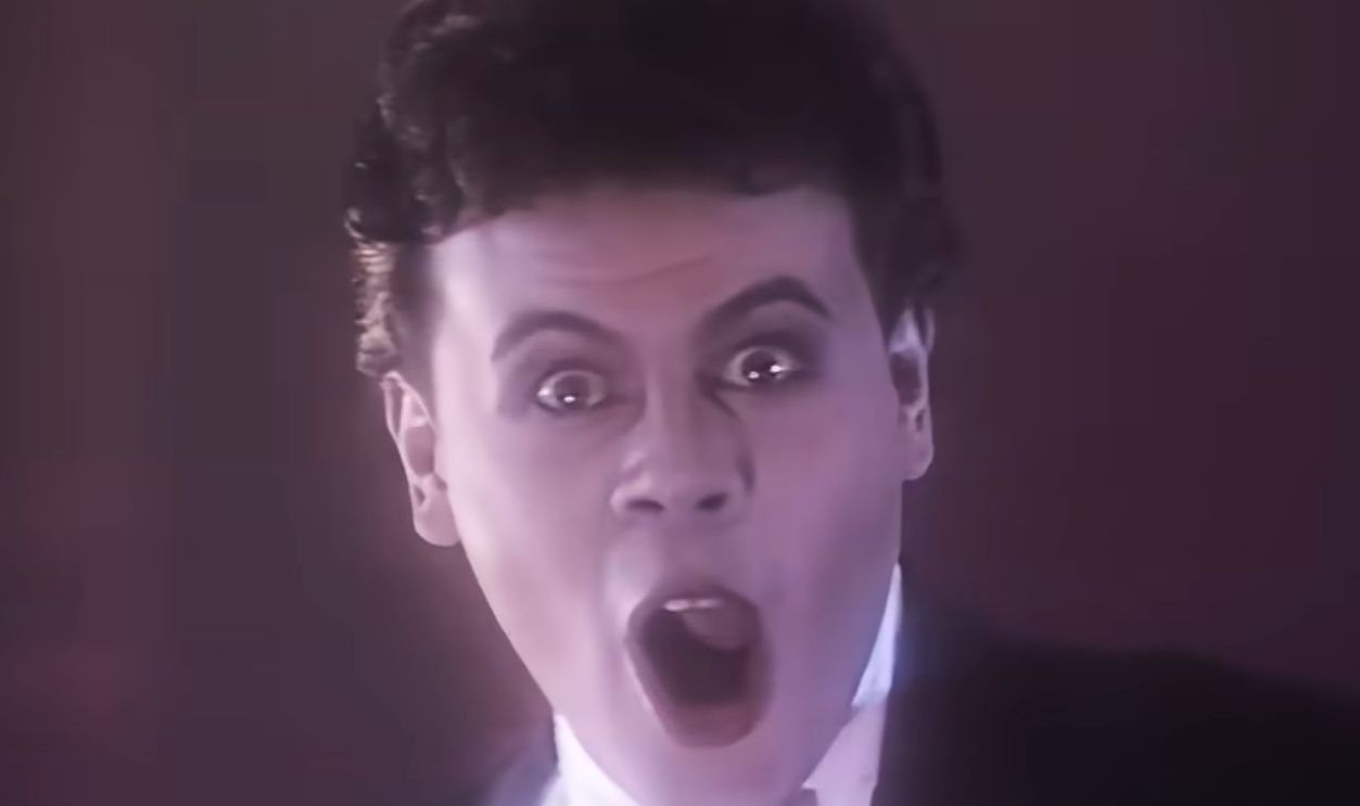 Screenshot from Puttin’ On The Ritz (1982)
