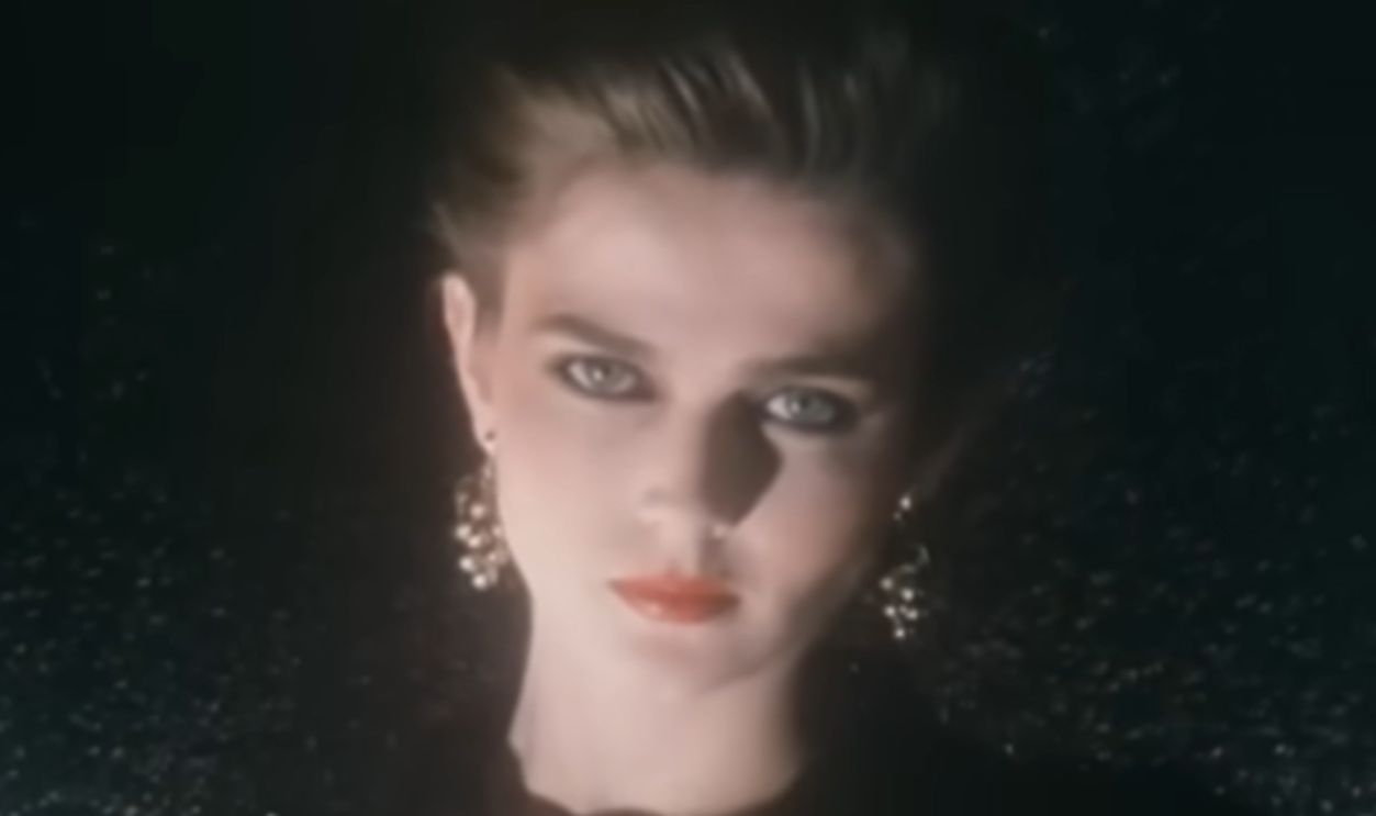 Screenshot from Der Kommissar (1982)